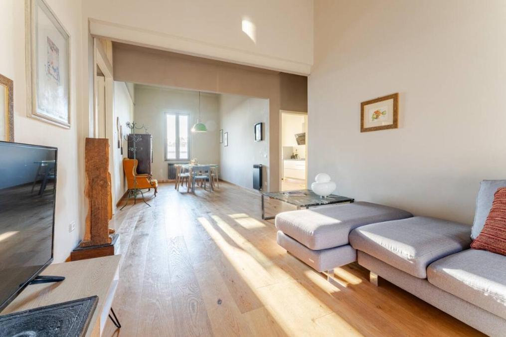Appartamento A 150M Dal Duomo ピエトラサンタ エクステリア 写真